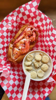 Luke's Lobster Plaza Food Hall Temporarily Closed food