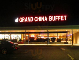 Grand China Buffet outside