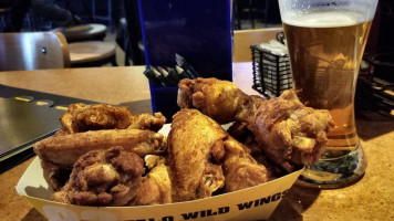 Buffalo Wild Wings Grill & Bar food