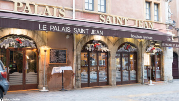 Le Palais Saint Jean food