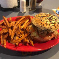 Ralphie's Sports Eatery food