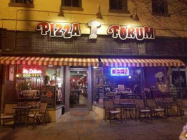 Pizza Forum food