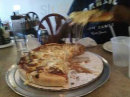 Little Frank's Pizzeria food