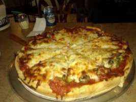 Little Frank's Pizzeria food