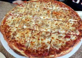 Mancino's Grinders Pizza food