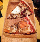 Messie Pizza food