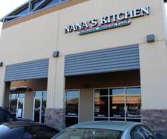 Nana's Kitchen outside