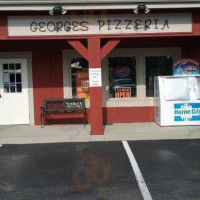 George's Pizza outside