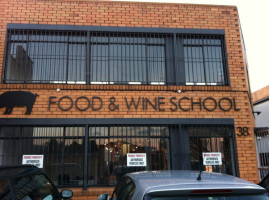 The Golden Pig Food & Wine School outside