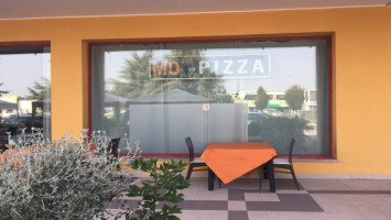 Mo Pizza Di Biscaglia Mattia inside