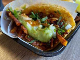 Tacos El Trompo food