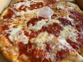 Fratelli's Pizza And Cafe food