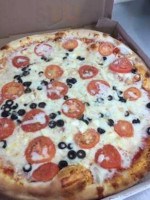 Divano's Pizzeria food