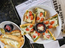 Mangieri's Pizza Café food