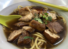 Yi Pin Yī Pǐn Sù Fāng Bukit Batok food