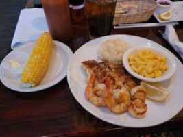 D L Seafood And Grill food