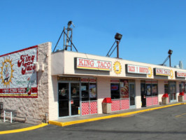 King Taco 6 inside