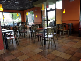 Taco Bell inside