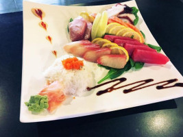 Oishi Sushi food