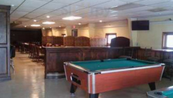 Northtown And Lounge inside