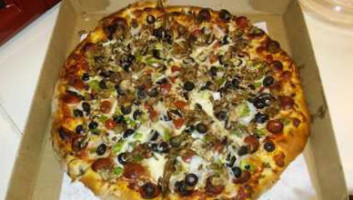 Vince's Pizza Plus food