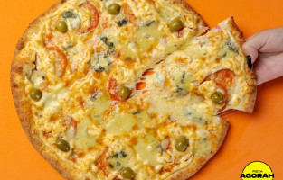 Pizza Agorah food