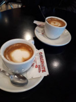 Pirana Caffè food