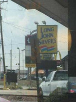 Long John Silver's outside