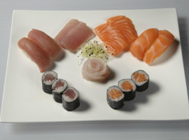 Nigui sushi food