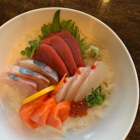 Hamachi Sushi inside