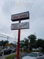Middlesex Texas Wiener outside