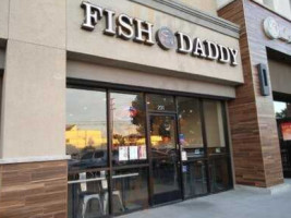 Fish Daddy Grill outside