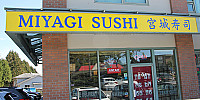 Miyagi Sushi outside