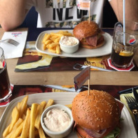 Foster's Hollywood Torre Del Oro food