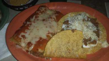 Laredo's And Grill food