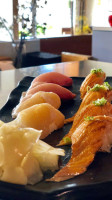 Sushi Chinoise food