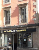 Royal Kebab outside