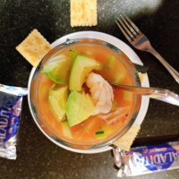 Hector's Mariscos food