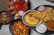 Yadhav Bhojanalay food