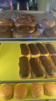 Love’s Donuts Oak Street food