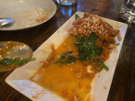 Ros Niyom Thai food
