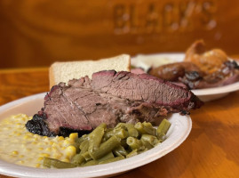 Black's Barbecue food