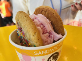 Slickables Ice Cream Sandwich inside