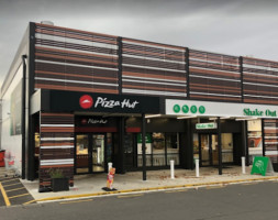 Pizza Hut Palmerston North Pioneer Highway outside