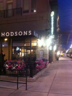 Hodsons Bar and Grill outside