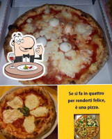 Pizzeria Alto Livello food