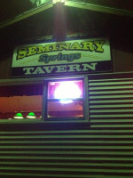 Seminary Springs Tavern food