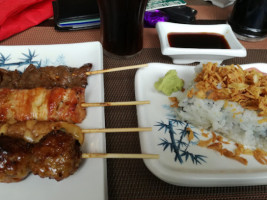 Sushi Jouy. food