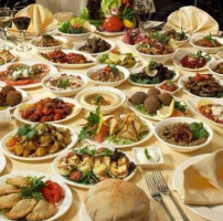 Bayroot Lebanese food