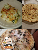 Leon D'oro Da Demis Pizzeria E Con Alloggio food